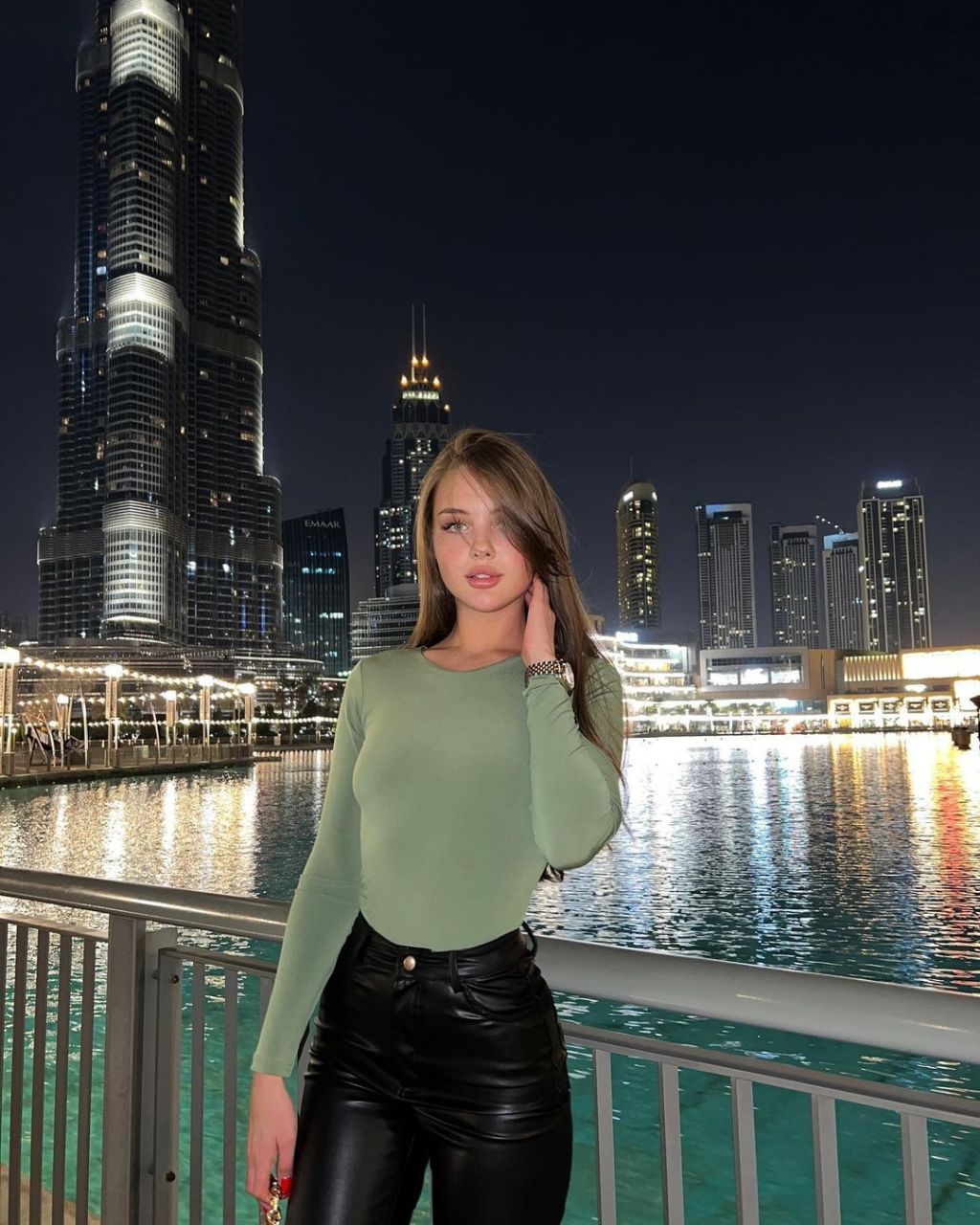 Элина, 26 - яркая эскорт-модель Москвы